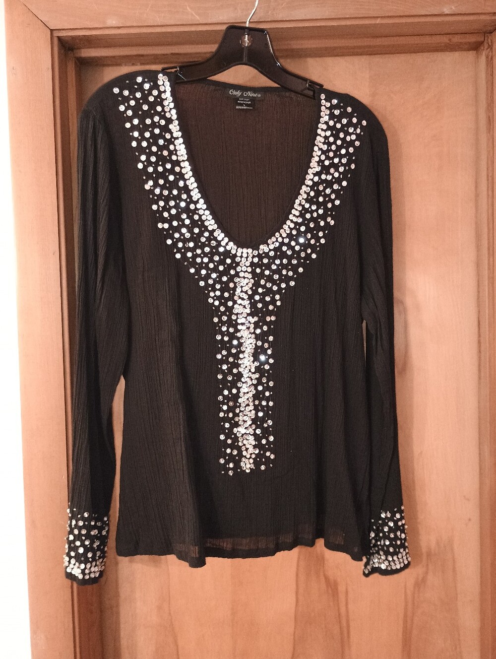 Only Nine Black Sequins V-Neck Women's Top Large